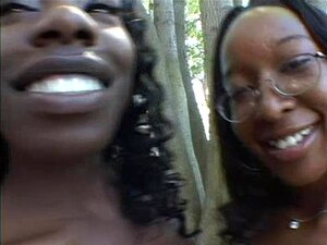 Byron Long, Stacey Cash e Miricle em ação