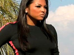 Penthouse Lesbian - Porno @ TeatroPorno.com