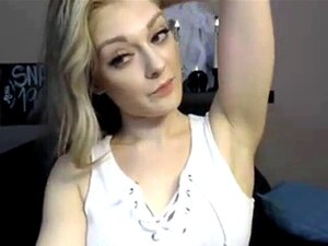 Ven y mira a traviesa chica en su