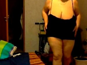 Madura con mega tetas