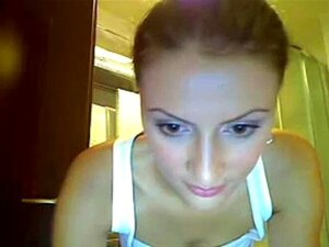 Experimenta el placer máximo mientras una MILF