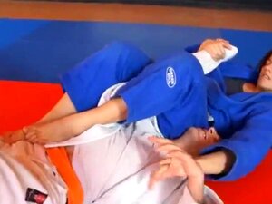 Judo Women - Porno @ TeatroPorno.com