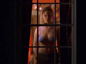 Thora Birch desnuda - Belleza americana - 1999