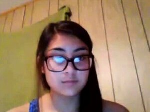 Tímida media asiática nerd ama mi gran