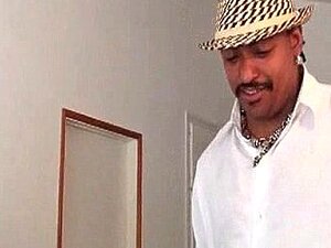 Garota sexy gozando na câmera muito bem 4