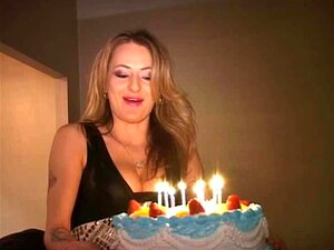 Feliz cumpleaños, te jodes