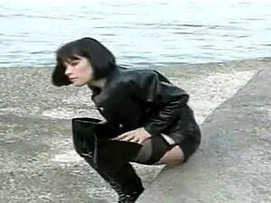 Beatriz Valle - Porno @ TeatroPorno.com