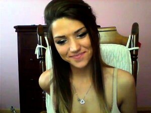 Chica morena Topless Webcam