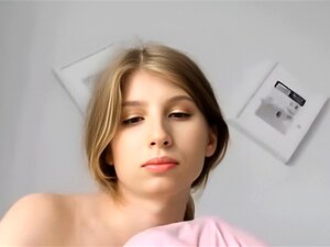 Solo en casa Emo Softcore Tease